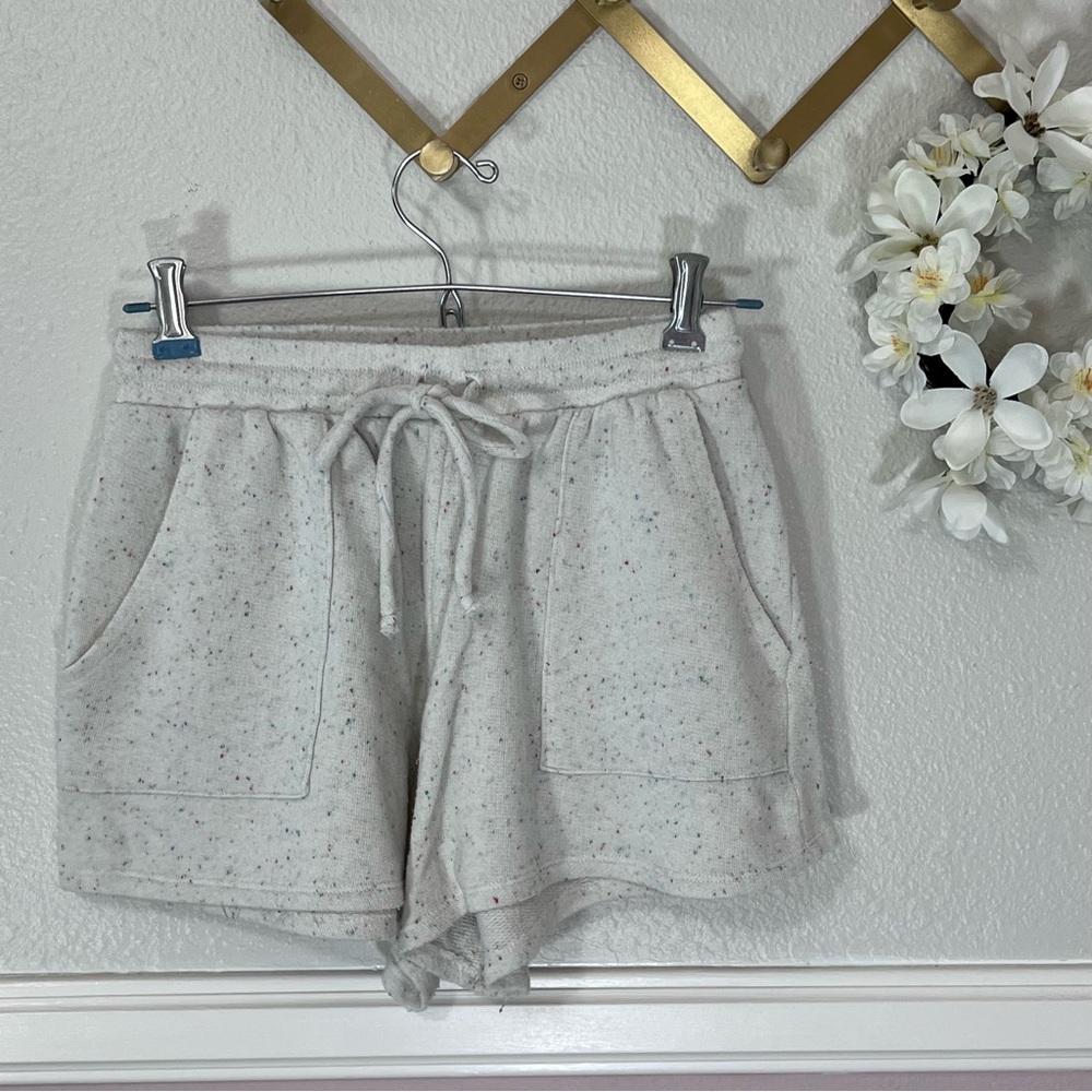 Cozy Funfetti Speckled Beige Women's Shorts